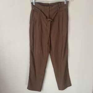 Ankle-length tie-belt trousers in Brown